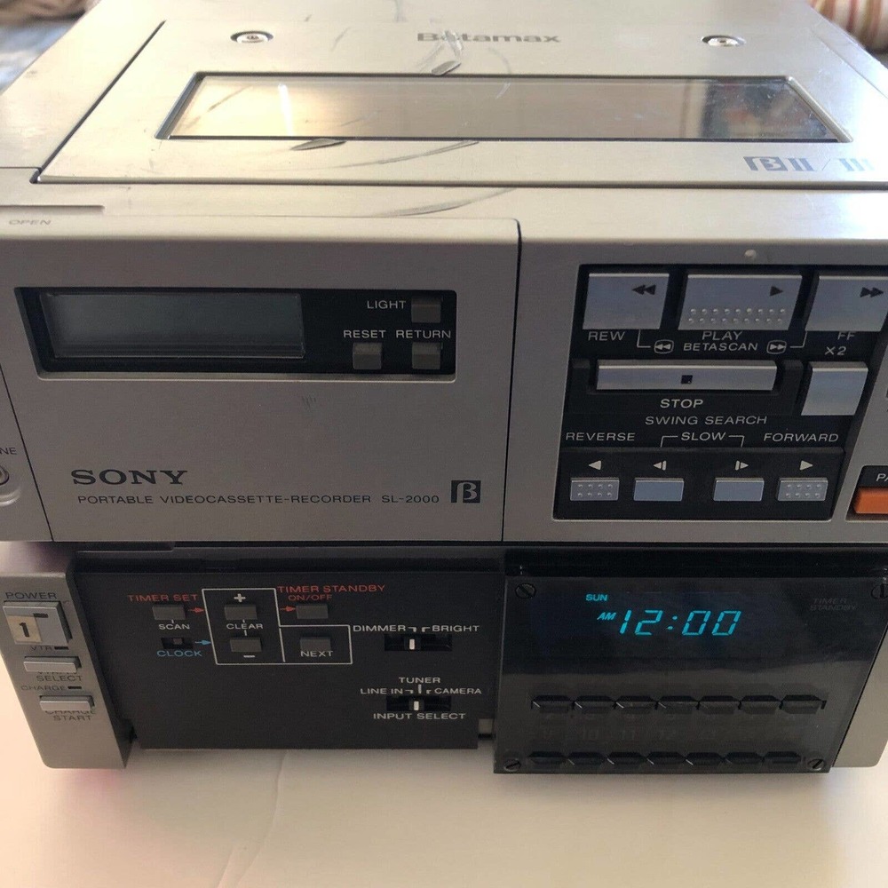 Vintage Sony Portable Betamax Videocassette-Recorder SL-2000 TT-2000 Timer Tuner